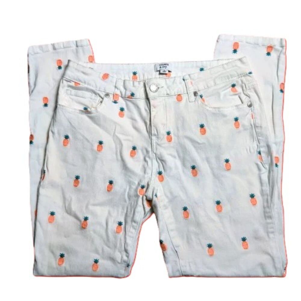 Crown & Ivy Womens Size 6 White Pineapple Print Stretch Ankle Pants
